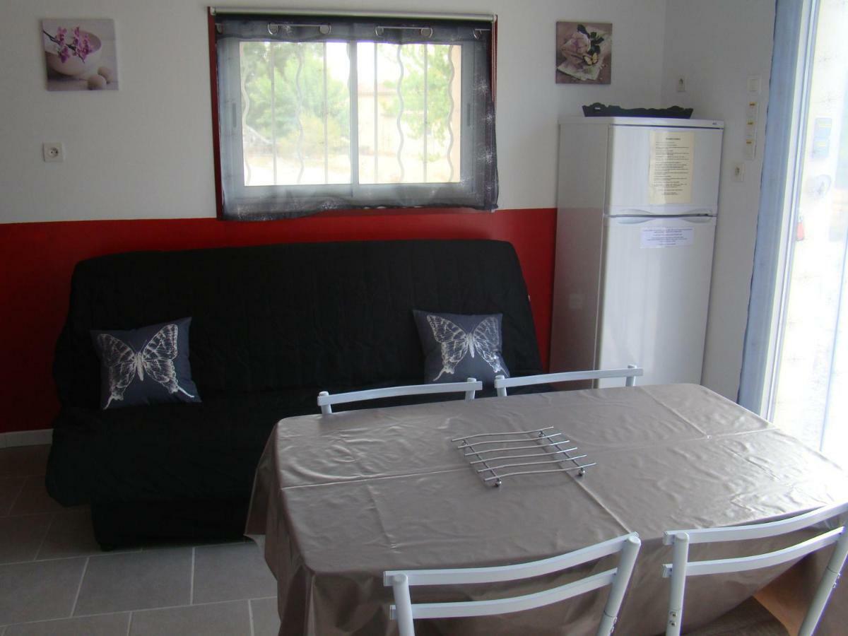 Studio/Gite Les Papillons Lablachere Bagian luar foto